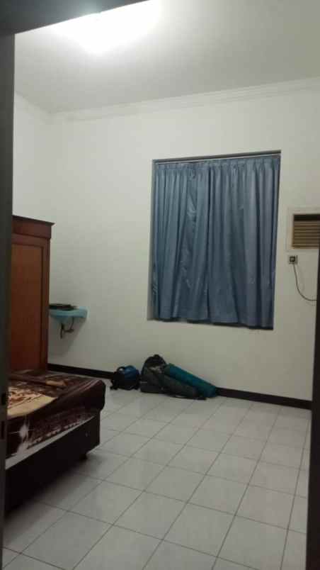 dijual rumah jl genteng durasim surabaya