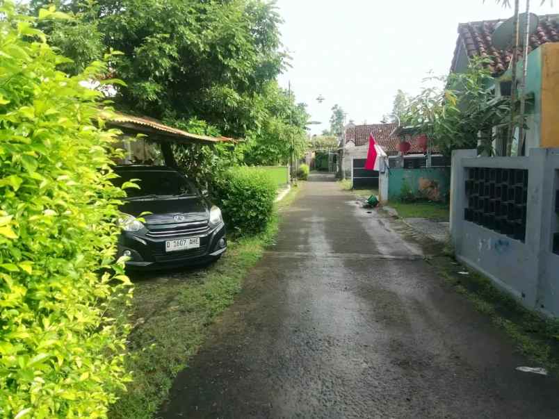 dijual rumah jl godean km 8