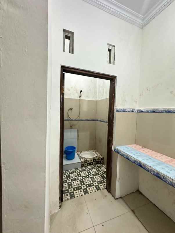 dijual rumah jl godean km 8