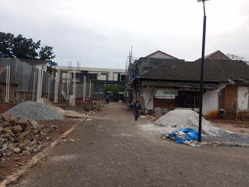 dijual rumah jl h baping ciracas