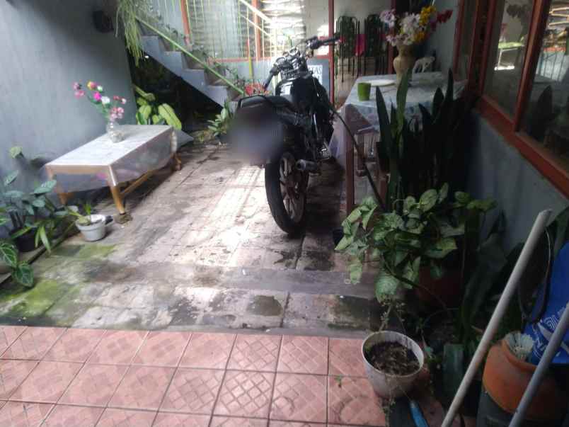 dijual rumah jl lombok bandung
