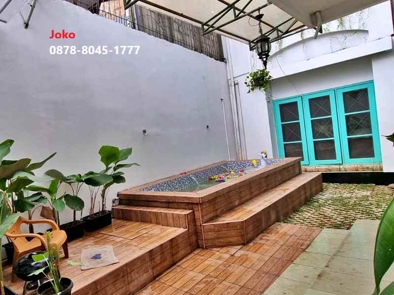 dijual rumah jl mampang prapatan