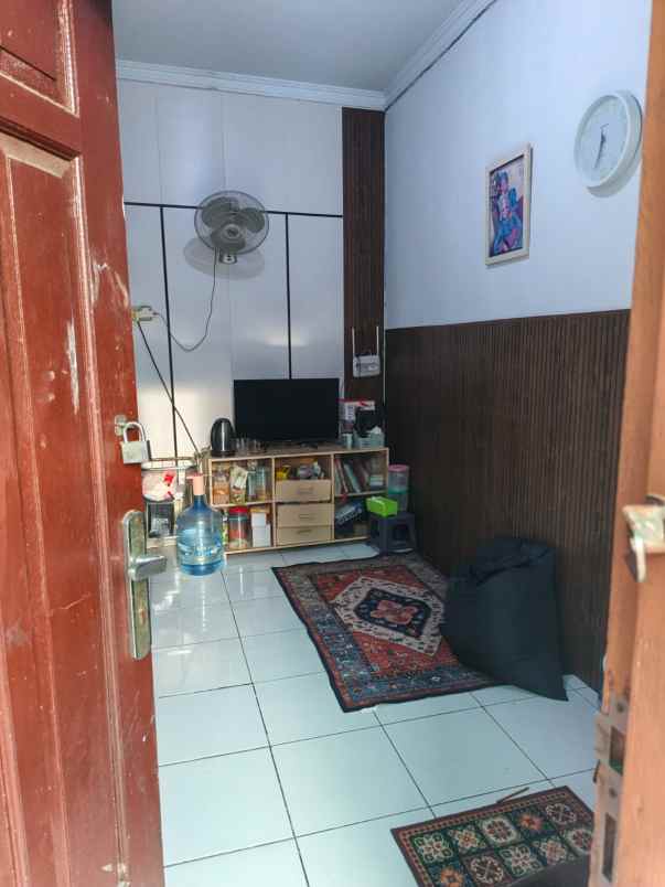 dijual rumah jl muara
