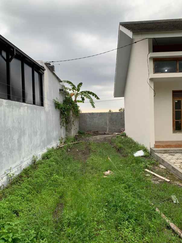dijual rumah jl palagan km 12