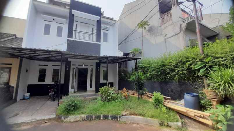 dijual rumah jl raya menjangan