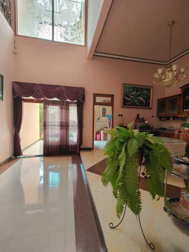 dijual rumah jl raya suhat lowokwaru malang