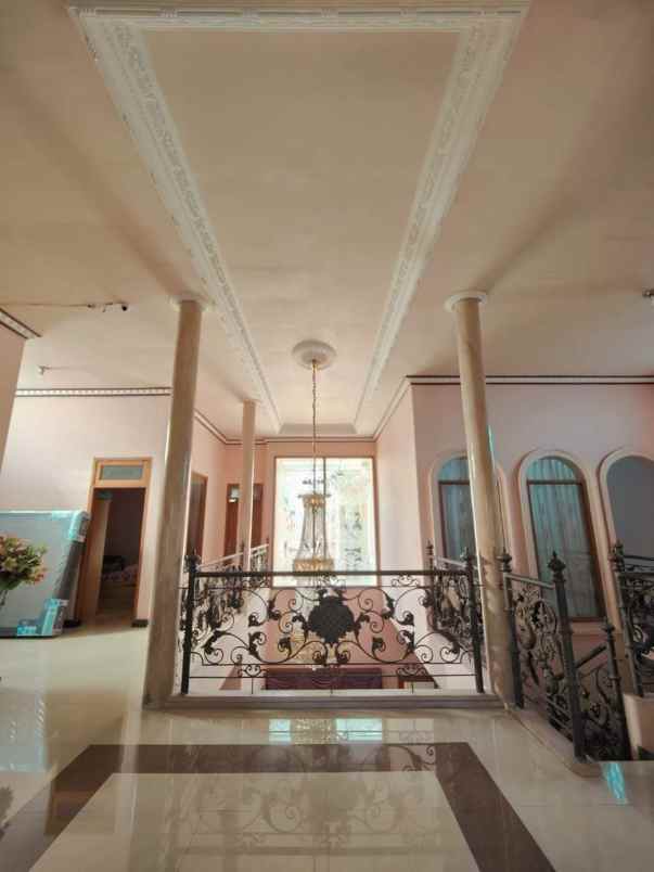 dijual rumah jl raya suhat lowokwaru malang