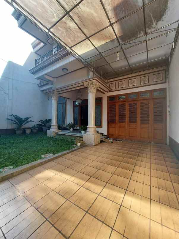 dijual rumah jl raya suhat lowokwaru malang