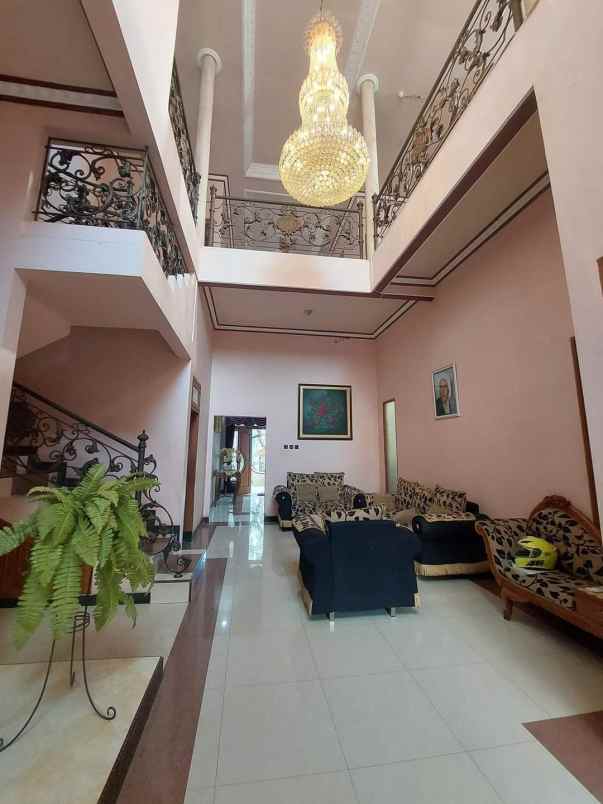 dijual rumah jl raya suhat lowokwaru malang