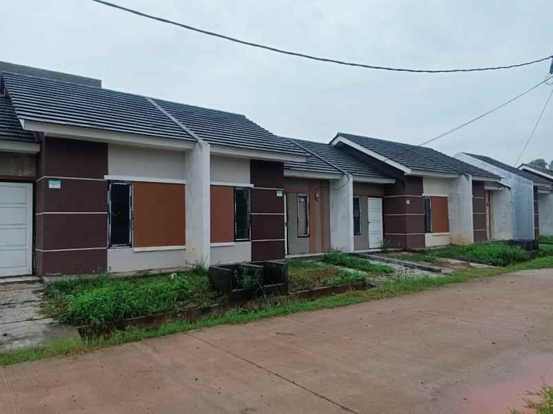 dijual rumah jl rw gembira sukamaju kec