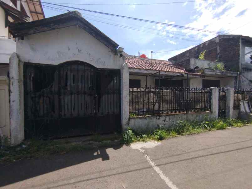 dijual rumah jl saturnus tengah dekat