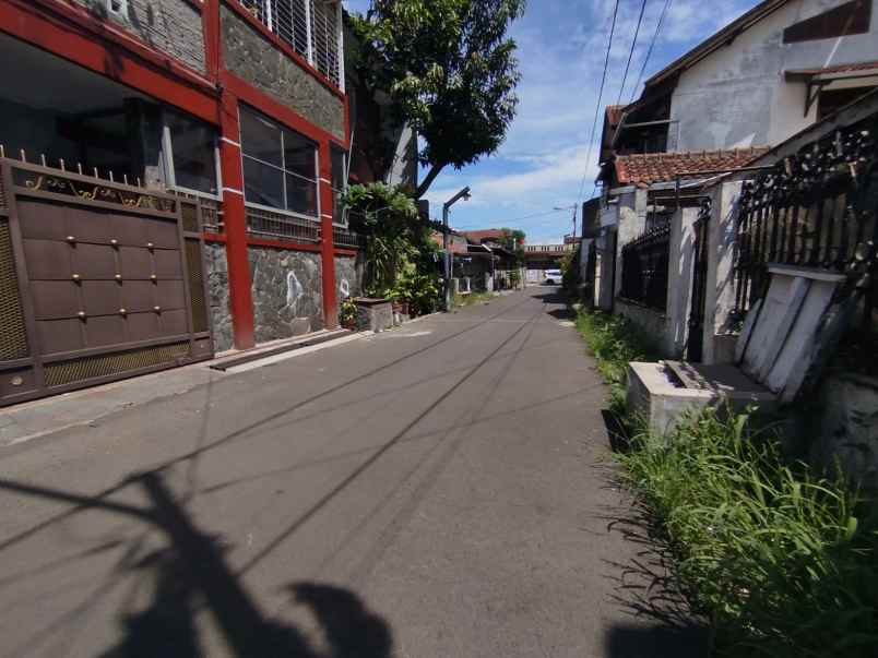 dijual rumah jl saturnus tengah dekat