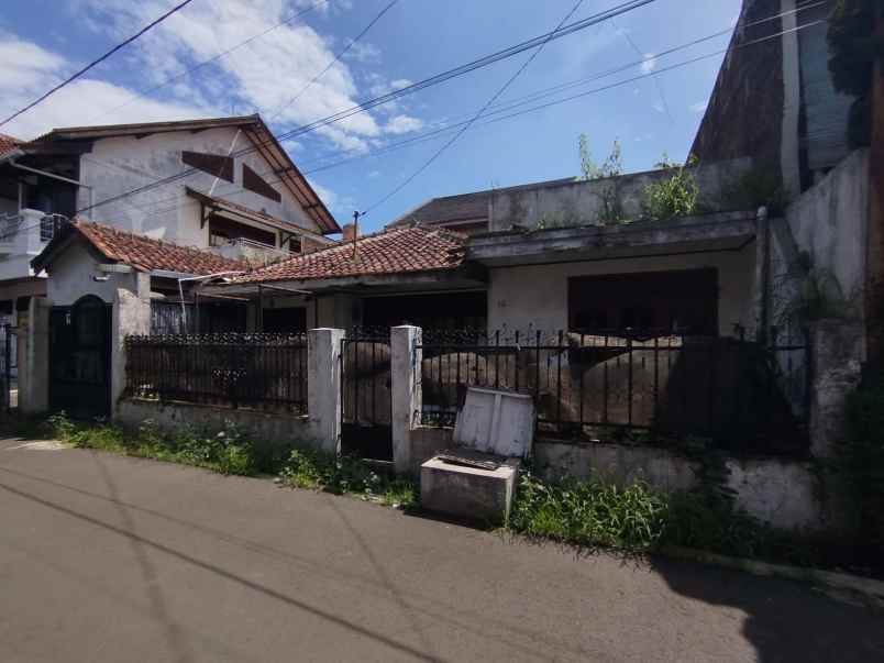 dijual rumah jl saturnus tengah dekat