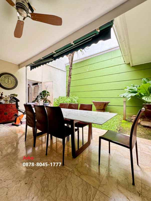 dijual rumah jl senopati