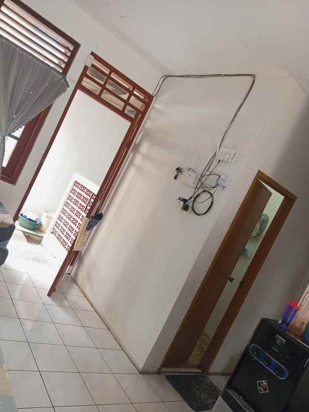 dijual rumah jl sukanegara solo