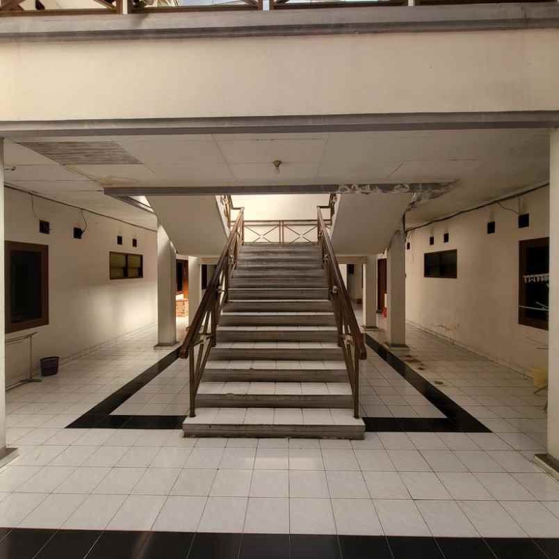 dijual rumah jl tubagus ismail bandung