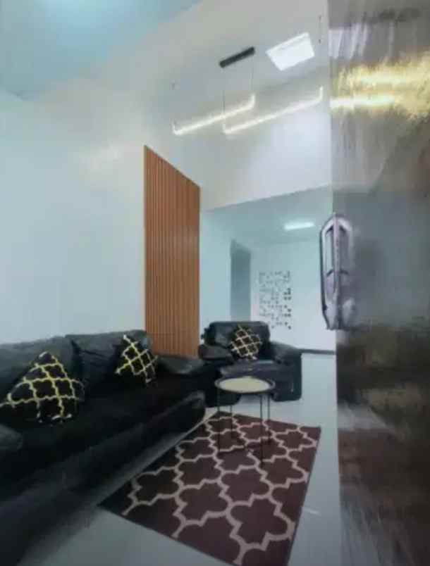 dijual rumah jl venus margahayu