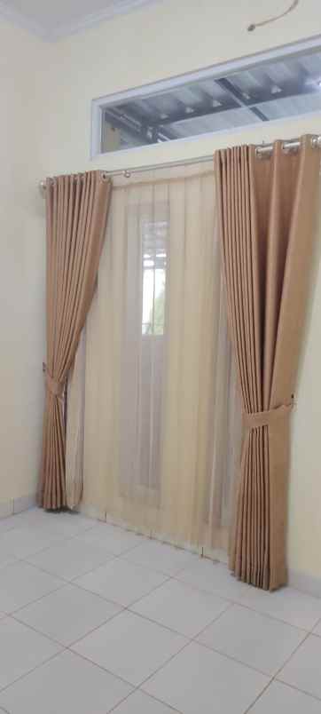 dijual rumah jomin timur kota baru karawang