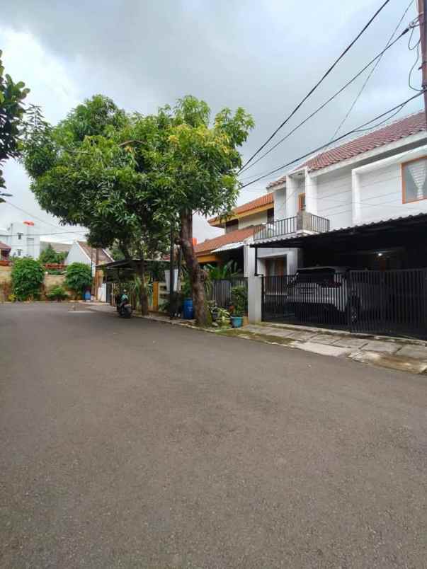 dijual rumah kalimalang