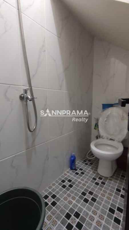dijual rumah kalisari