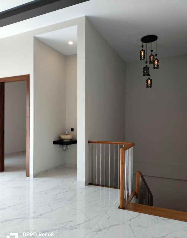 dijual rumah kaliurang km 8