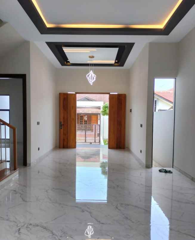 dijual rumah kaliurang km 8