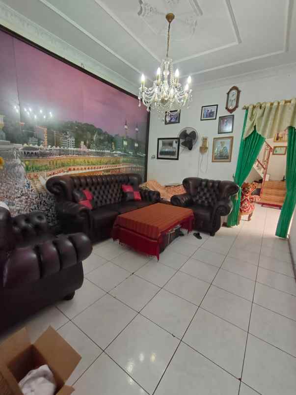 dijual rumah kebagusan