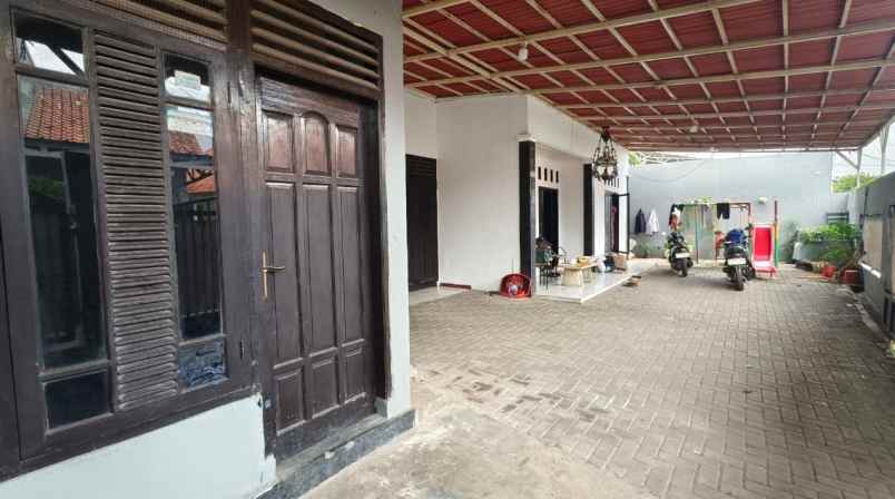 dijual rumah kebagusan
