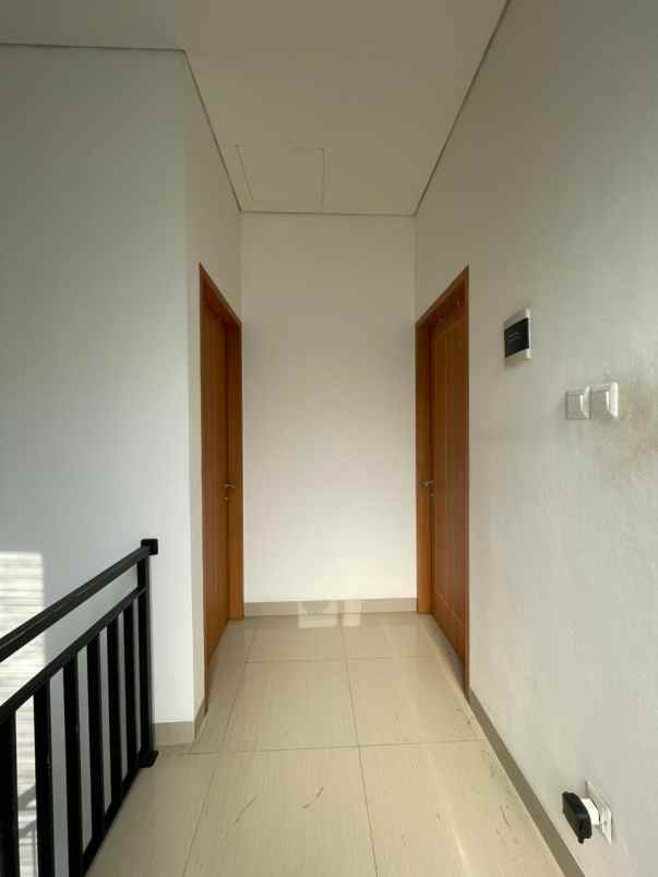 dijual rumah kelapa dua beji depok