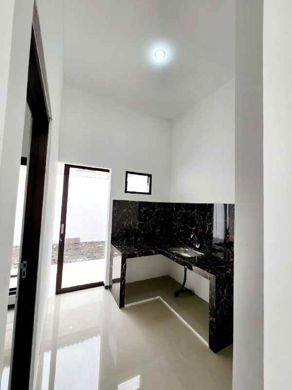 dijual rumah kendung