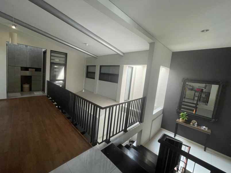 dijual rumah ketintang wiyata ketintang