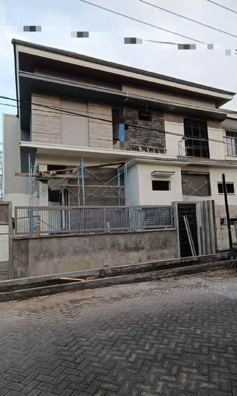 dijual rumah klampis anom