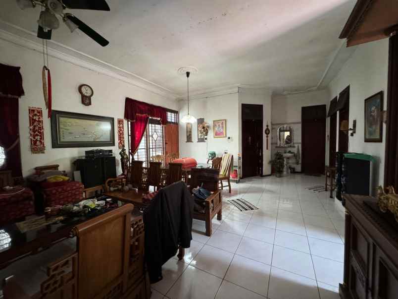 dijual rumah klampis semolo timur