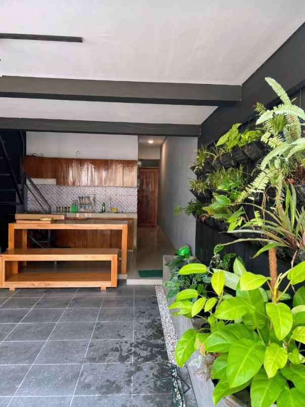 dijual rumah kledokan