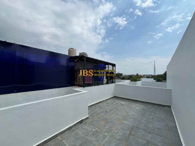 dijual rumah komplek ringroad ville