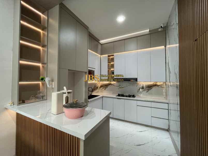 dijual rumah komplek ringroad ville