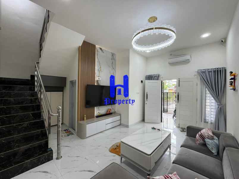 dijual rumah komplek ringroad ville