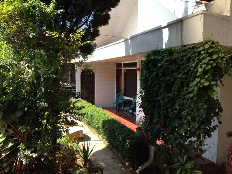 dijual rumah komplek sukaluyu pahlawan