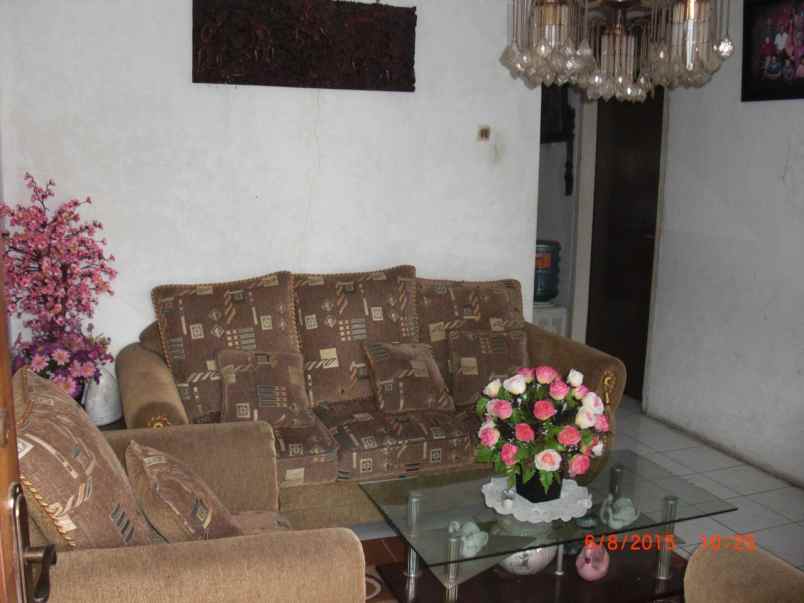 dijual rumah komplek sukaluyu pahlawan