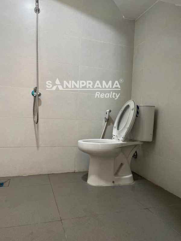 dijual rumah kukusan