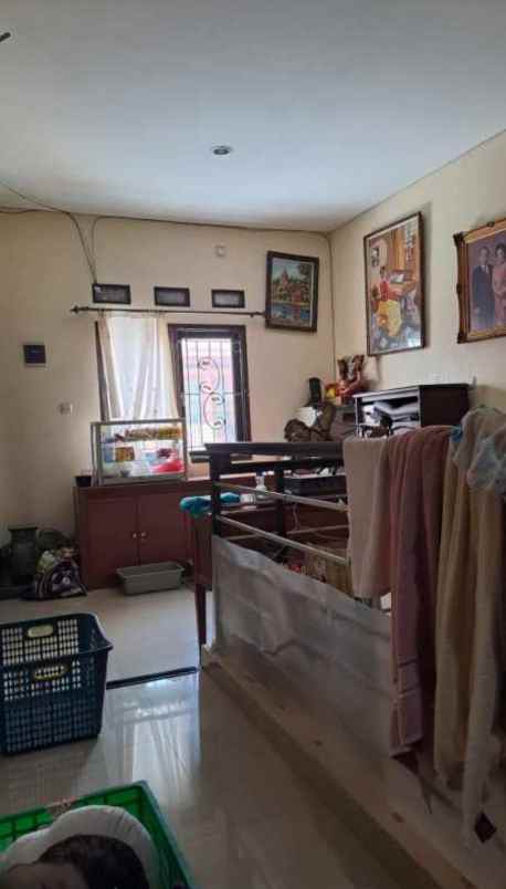 dijual rumah kukusan beji depok