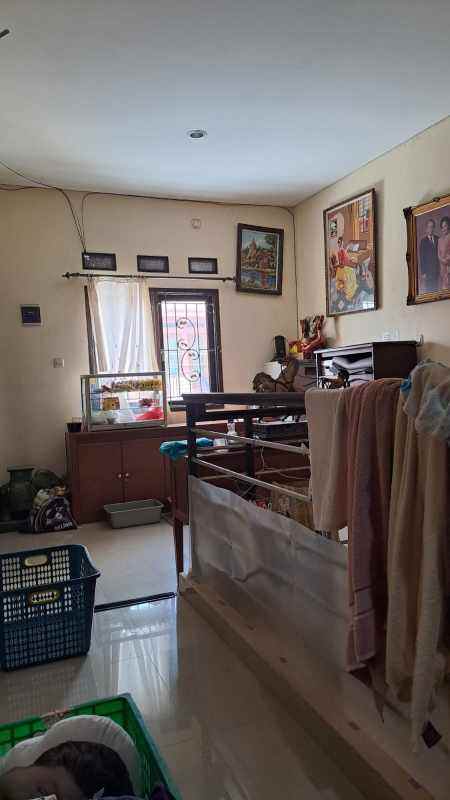 dijual rumah kukusan beji depok jawa barat