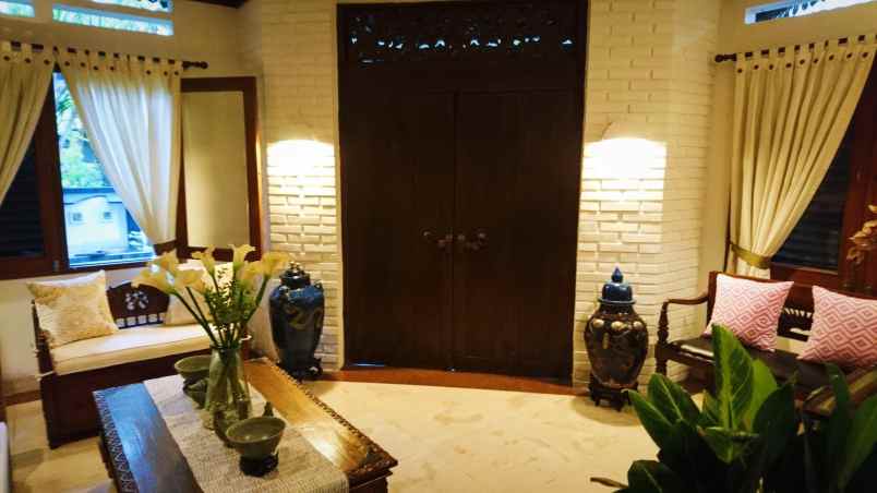 dijual rumah lampiri pondok kelapa