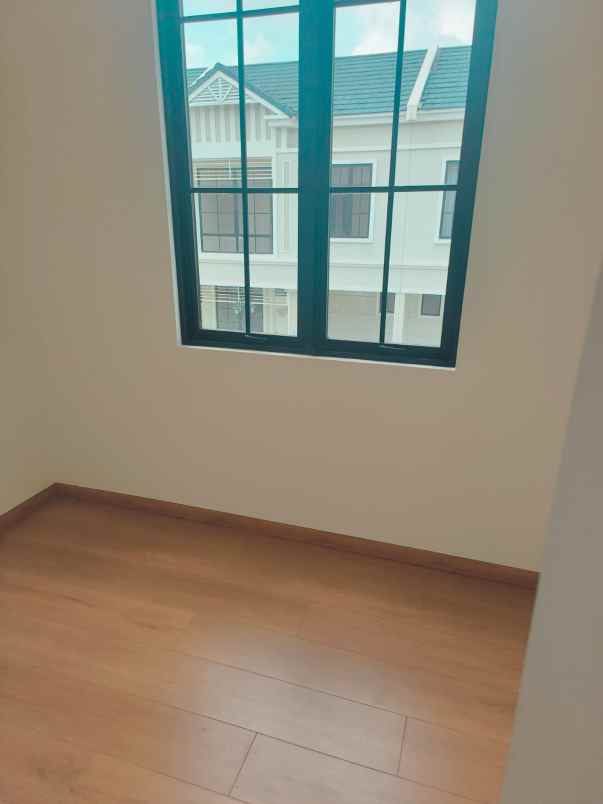 dijual rumah lavon swancity cluster citrine