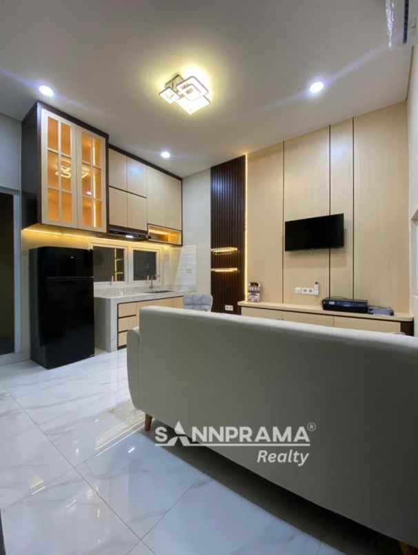 dijual rumah limo limo depok