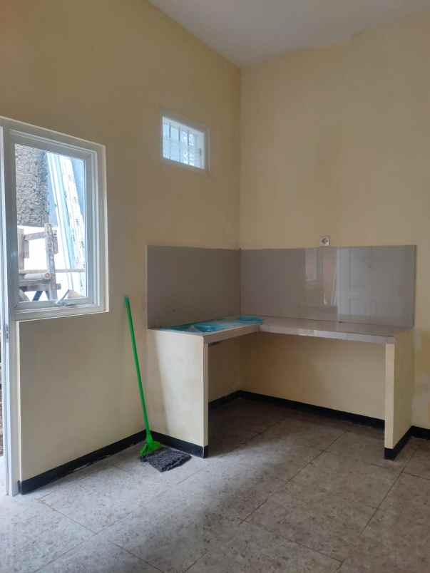 dijual rumah lokasi asrikaton pakis malang