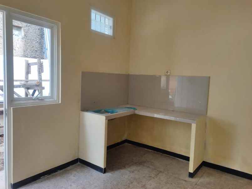 dijual rumah lokasi asrikaton pakis malang