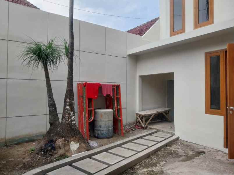 dijual rumah lokasi sulfat kota malang