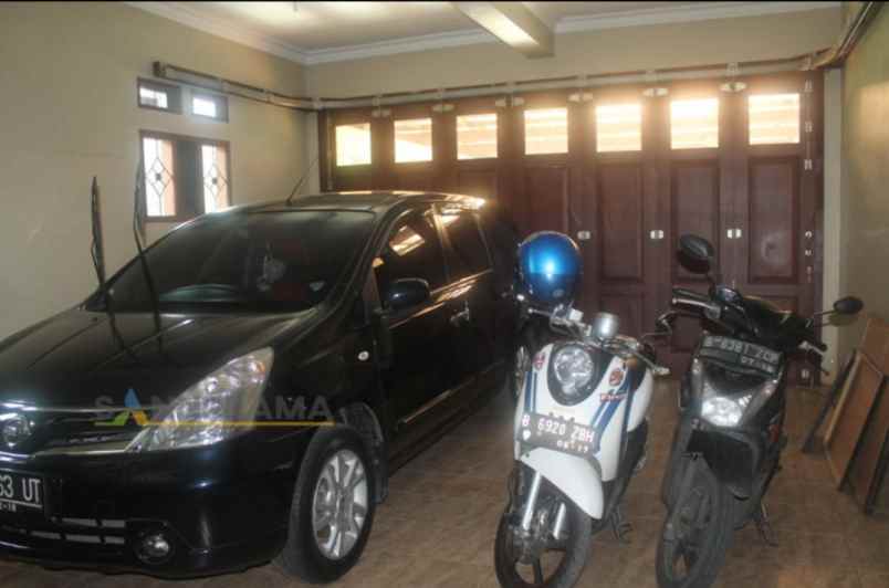 dijual rumah mampang pancoran mas depok