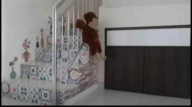 dijual rumah manyar jaya